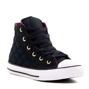 Converse Chuck High Top Sneaker kids Sz. 11